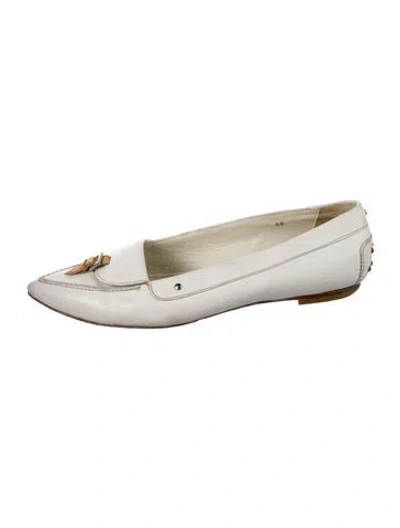 Pre-owned Tod's Leather Flats In White