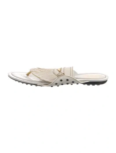 Pre-owned Tod's Leather Flip Flops In White