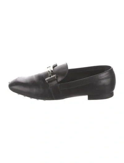 Pre-owned Tod's Leather Loafers In Black