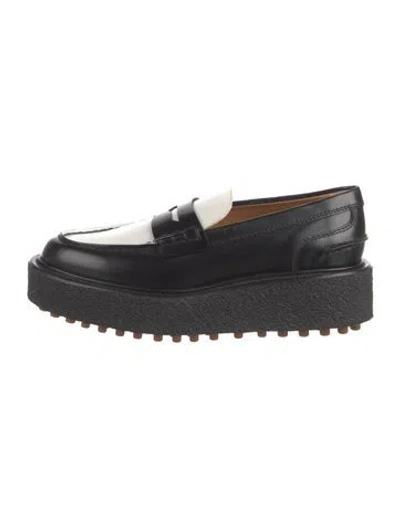 Pre-owned Tod's Leather Loafers In Black