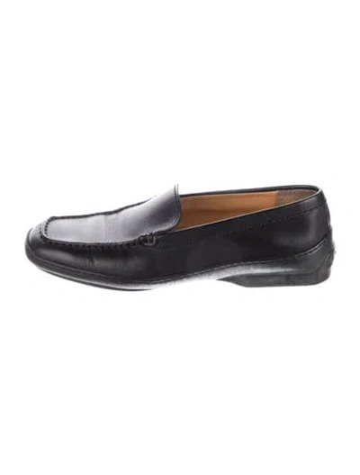 Pre-owned Tod's Leather Loafers In Black