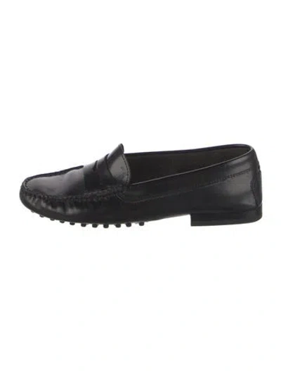 Pre-owned Tod's Leather Loafers In Black