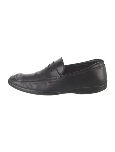 Pre-owned Tod's Leather Loafers In Black