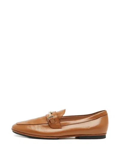 Pre-owned Tod's Leather Loafers In Brown
