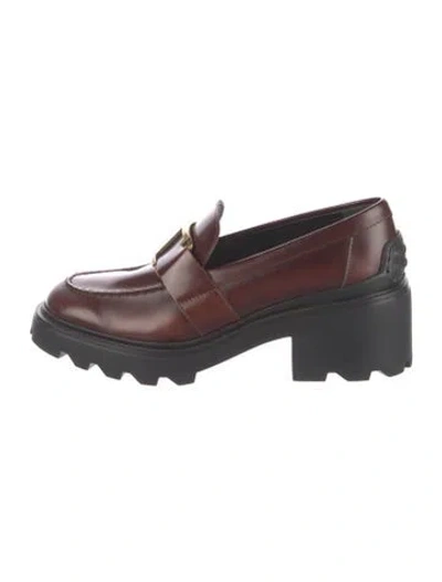 Pre-owned Tod's Leather Loafers In Brown