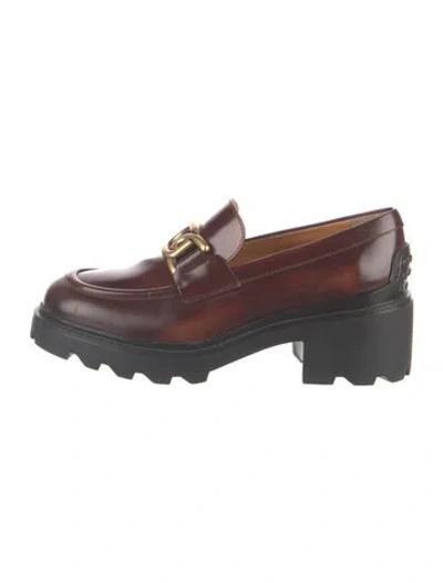 Pre-owned Tod's Leather Loafers In Brown