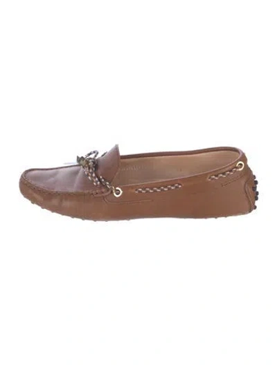 Pre-owned Tod's Leather Loafers In Neutral