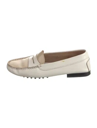 Pre-owned Tod's Leather Loafers In Neutral