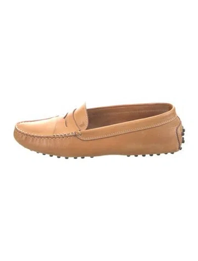 Pre-owned Tod's Leather Loafers In Neutral