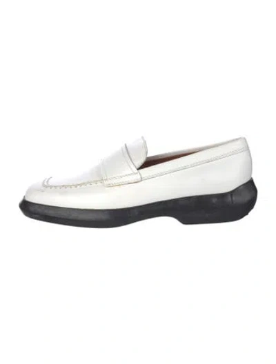 Pre-owned Tod's Leather Loafers In White