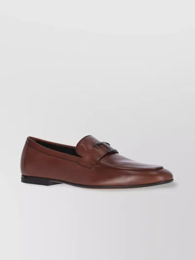 Tod's Leather Loafers With Round Toe And Sole In Brown