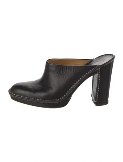 Pre-owned Tod's Leather Mules In Black