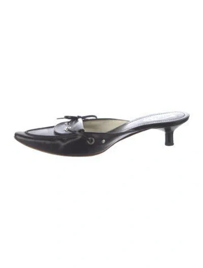 Pre-owned Tod's Leather Mules In Black