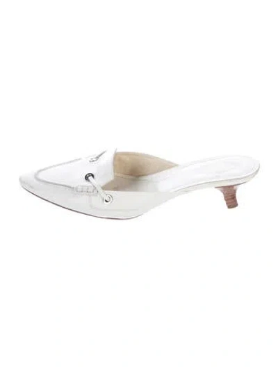 Pre-owned Tod's Leather Mules In White