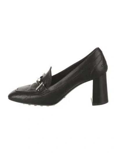 Pre-owned Tod's Leather Pumps In Black