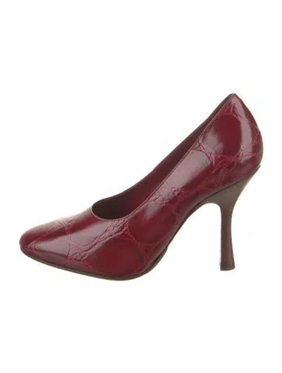 Pre-owned Tod's Leather Pumps In Red