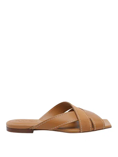 Tod's Leather Sandals In Brown