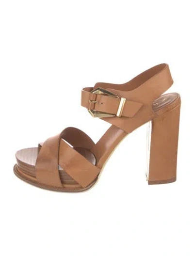 Pre-owned Tod's Leather Sandals In Brown