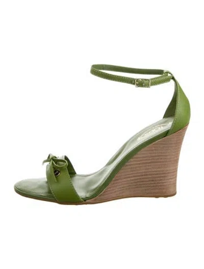Pre-owned Tod's Leather Sandals In Green