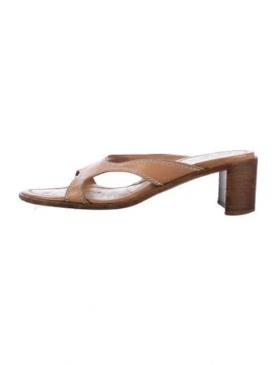 Pre-owned Tod's Leather Sandals In Neutrals