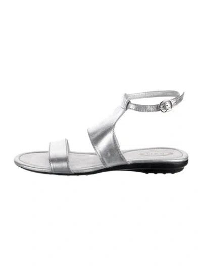Pre-owned Tod's Leather Sandals In Silver