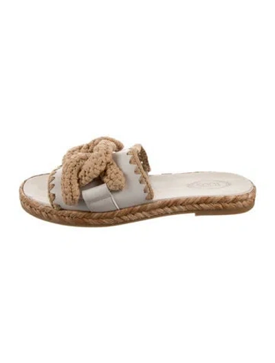Pre-owned Tod's Leather Slides In Brown