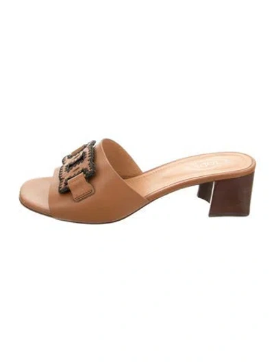 Pre-owned Tod's Leather Slides In Brown