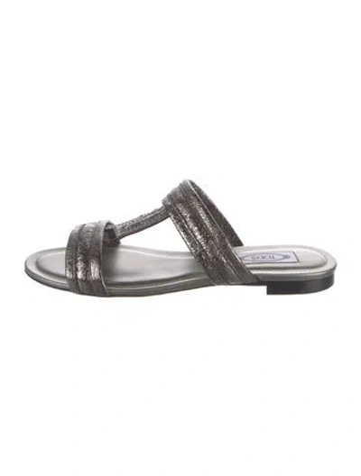Pre-owned Tod's Leather Slides In Gray