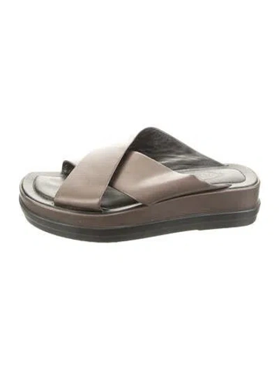 Pre-owned Tod's Leather Slides In Metallic