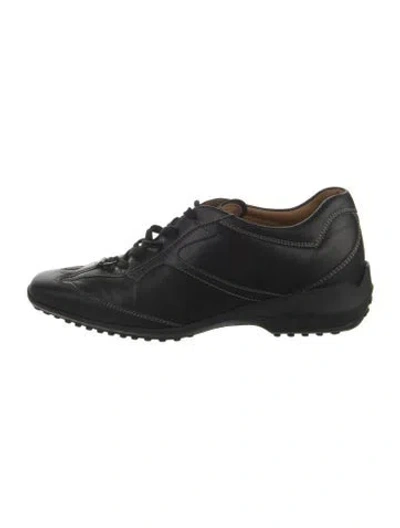 Pre-owned Tod's Leather Sneakers In Black