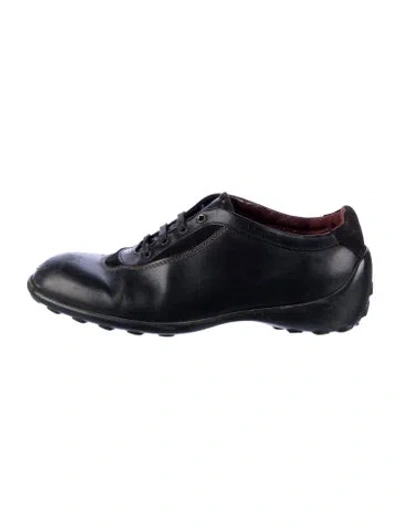 Pre-owned Tod's Leather Sneakers In Black