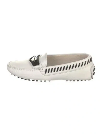 Pre-owned Tod's Leather Whipstitch Trim Loafers In White