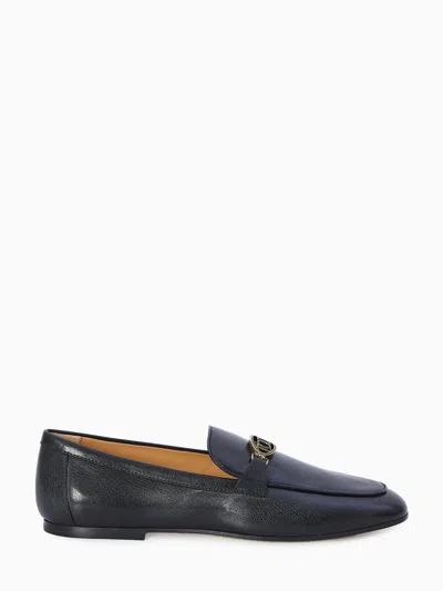 Tod's Women Leather Loafers In Black