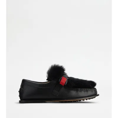 Tod's Loafers In Leather In Black