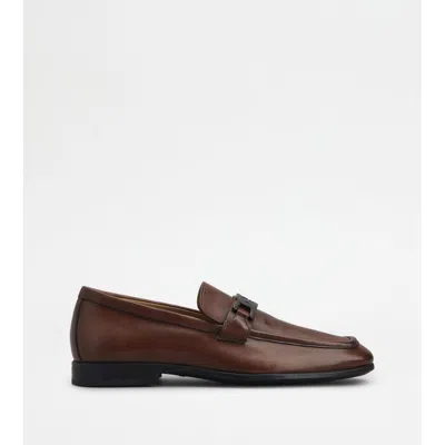 Tod's Loafers In Leather In Brown