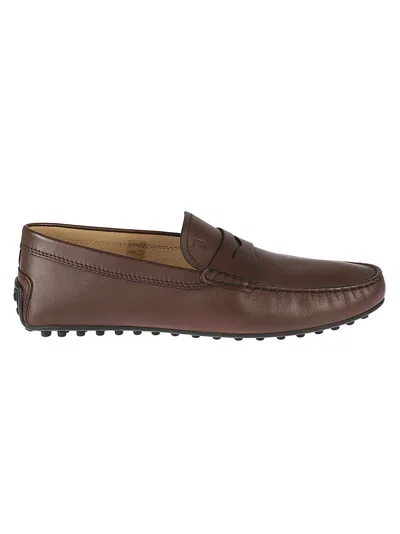 Tod's Logo Engraved Loafers In Brown