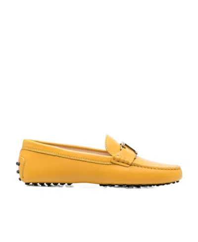 Tod's Gommino Loafer Mit T-schild In Yellow