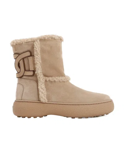 TOD'S TOD'S KATE LOGO PATCH ANKLE BOOTS