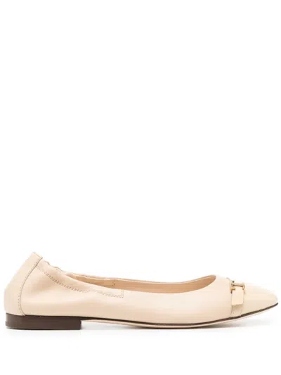 TOD'S LOGO-PLAQUE LEATHER BALLERINA SHOES