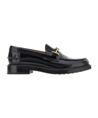 Tod's Logo-plaque Leather Loafers In Black