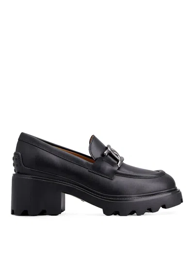 Tod's Logobuckle Loafers In Black
