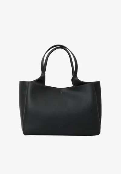 Tod's Medium Hammered Leather Shoulder Bag In Black
