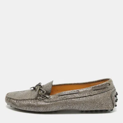 Pre-owned Tod's Metallic Leather Gommino Loafers Size 38 In Silver