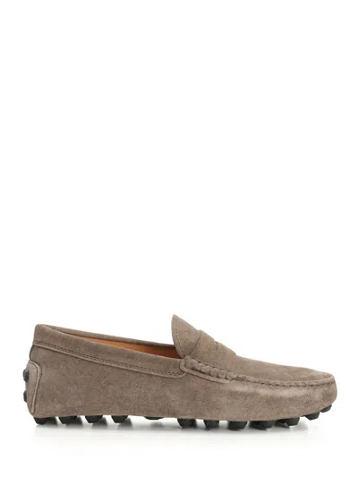 Tod's Mocassino Gommino Macro 52k Loafers Brown