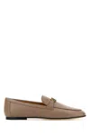 Tod's Classic Logo Plaque Leather Loafers For Women In C413