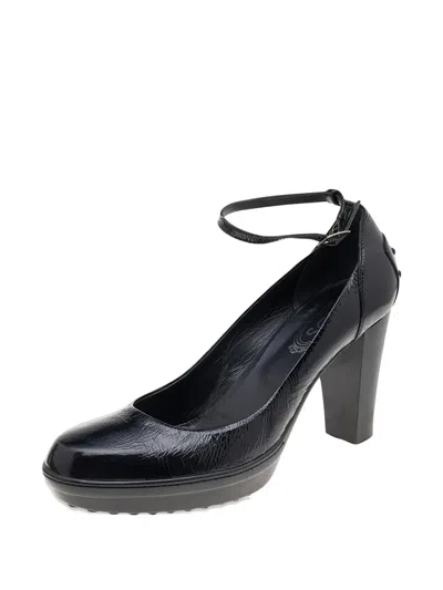 Pre-owned Tod's Patent Leather Buckle-strap Pumps In Black