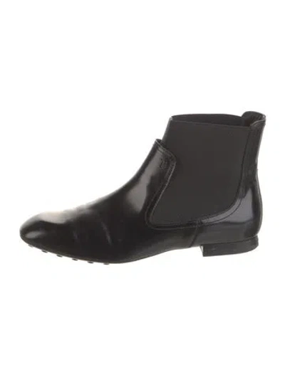 Pre-owned Tod's Patent Leather Chelsea Boots In Black