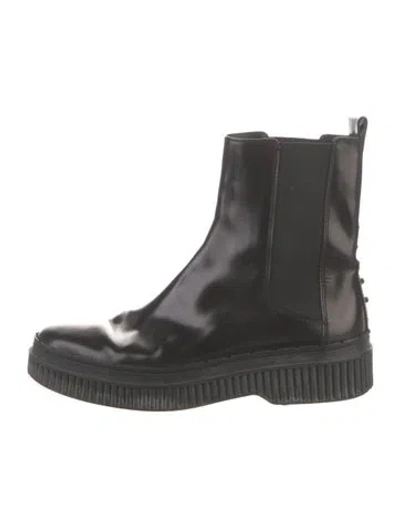 Pre-owned Tod's Patent Leather Chelsea Boots In Black