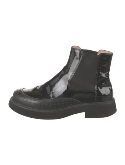 Pre-owned Tod's Patent Leather Chelsea Boots In Black