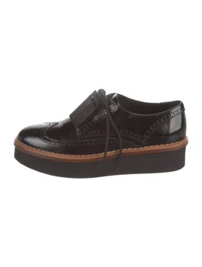 Pre-owned Tod's Patent Leather Distressed Accents Oxfords In Black